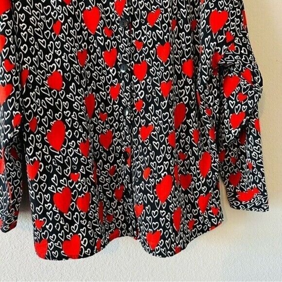 Wednesdays Girl Womens Shirt Heart Print Multicolor Long Sleeve Collared Size XS - Picture 4 of 10